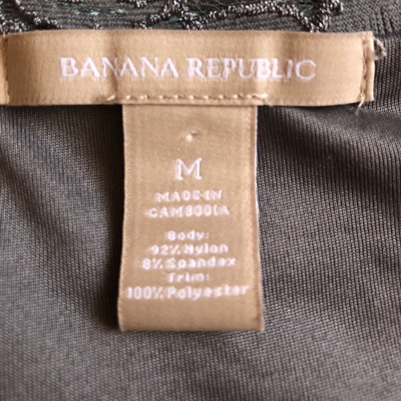 3/$33 Banana Republic Grey Lace Blouse - Picture 6 of 6